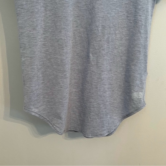 The North Face Women's Gray Short Sleeve Shirt
Size XSmall - Picture 3 of 9